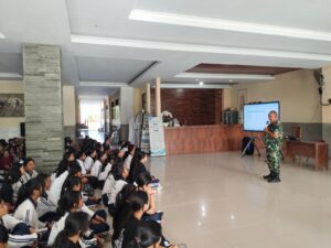 Wujudkan Generasi Berkarakter, Danramil Tabanan Tekankan Pentingnya Kebinekaan kepada Siswa