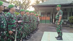 Kasdim Tabanan Tekankan Disiplin dan Loyalitas Saat Pimpin Apel Kembali Cuti Hari Raya
