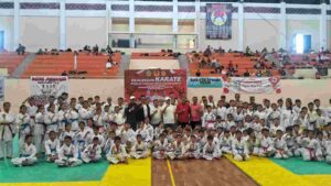 Dukungan TNI untuk Olahraga: Danramil Tabanan Hadiri Pembukaan Karate Cup II 2026 