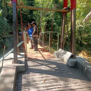 Wujud Nyata Kemanunggalan TNI-Rakyat: Jembatan Perintis Yeh Embang Kauh Capai 92%, Impian Warga Segera Terwujud!