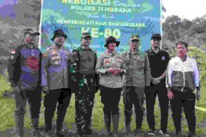 Dandim 1617/Jembrana Hadiri Reboisasi di Palasari: Wujud Sinergitas TNI-Polri Jaga Kelestarian Hutan Bali