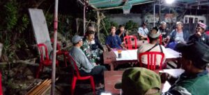 Wujud Kemanunggalan TNI, Babinsa Mendoyo Dauh Tukad Hadir Berbelasungkawa di Rumah Duka Warga