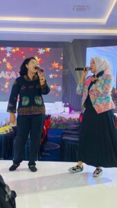 Hadiri Wastra Hitakara, Ketua Persit KCK Kodim Jembrana Ny. Vera Gafur Komit Lestarikan Tenun Bali