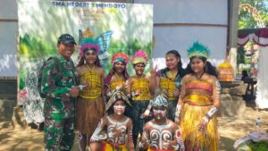 Perkuat Sinergitas dan Pengamanan, Babinsa Penyaringan Hadiri HUT ke-15 SMAN 2 Mendoyo