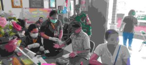 Perkuat Ketahanan Wilayah Melalui Kesehatan Warga, Babinsa Sangkar Agung Sukseskan Program CKG Pemkab Jembrana