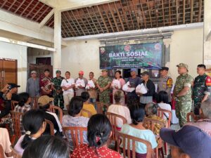 Kolaborasi Kemanusiaan, Kodim Tabanan dan YPCI Salurkan Sembako bagi Masyarakat yang Membutuhkan