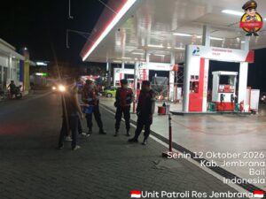 Patroli Malam di SPBU Sudirman, Polres Jembrana Pantau Kamtibmas dan Ketersediaan BBM